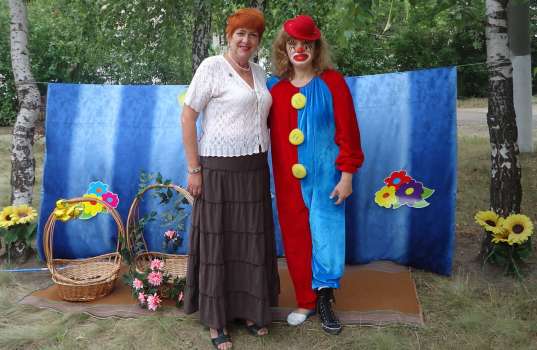 Александра Генерозова с клоуном