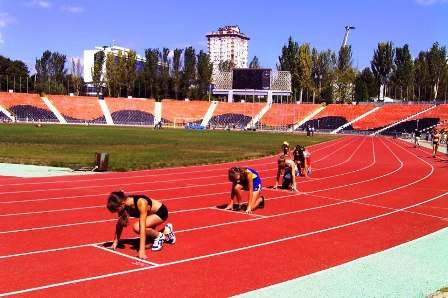 Харцызские легкоатлеты в Донецке