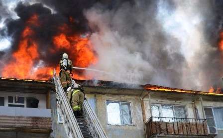Пожар на Полупанова в Харцызске