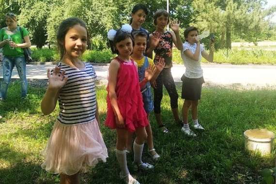 Харцызск, Деньзащиты детей в парке Чехова