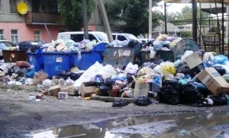 Проблемы с вывозом мусора в Харцызске