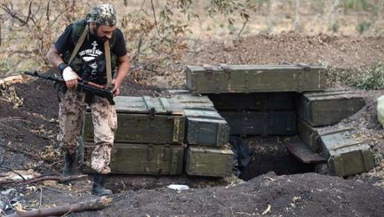 Украинские воины света ящиками воруют боеприпасы