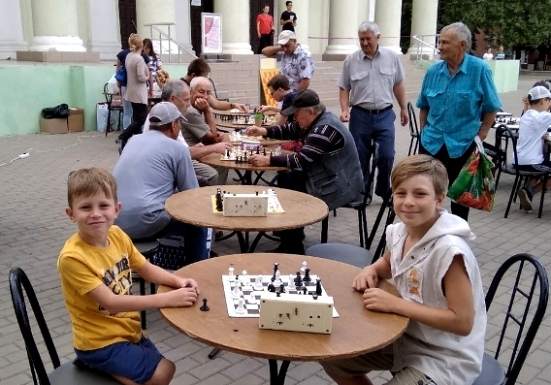 Шахматный вечер в Харцызске