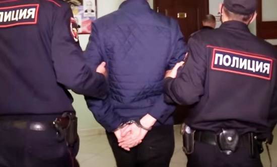 В Харцызске задержаны вандалы надругавшиеся над «Победой»