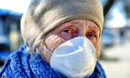 На Украине больные коронавирусом почтальоны разносили пенсии