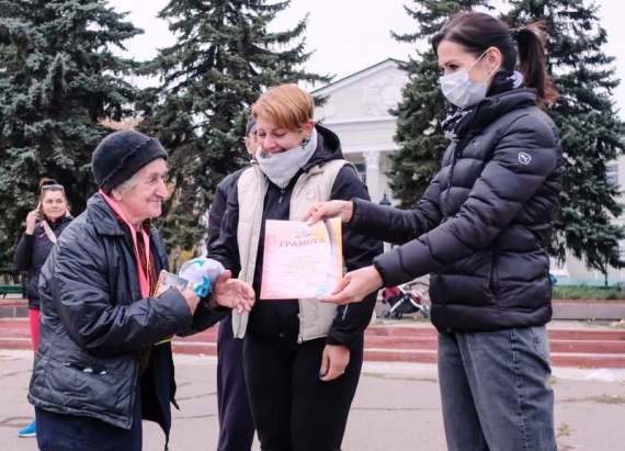 Самая пожилая участница забега "Осень Донбасса"