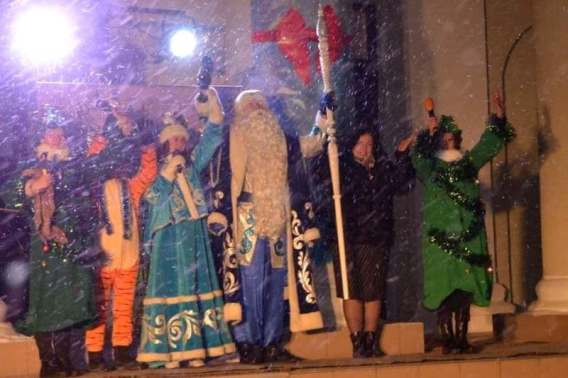 Открытие новогодней ёлки в Харцызске
