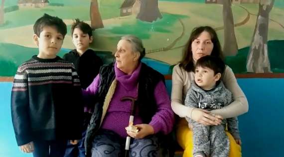 Беженцы в Харцызске ищут родственников