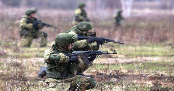 Ивановские десантники ведут штурм позиций ВСУ