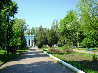 Аллея в парке Чехова