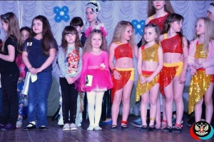 Детский танцевальный коллектив Харцызска