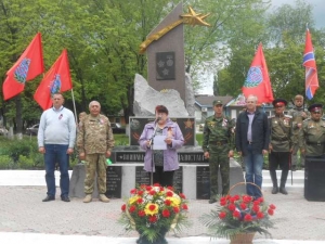 Открытие монумента погибшим защитникам ДНР
