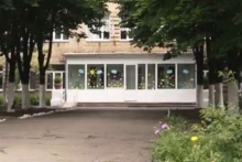 ВСУ обстреляли школу в Ясиноватой