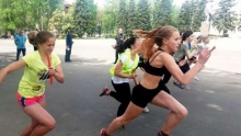 Харцызск, легкоатлетическая эстафета школьников